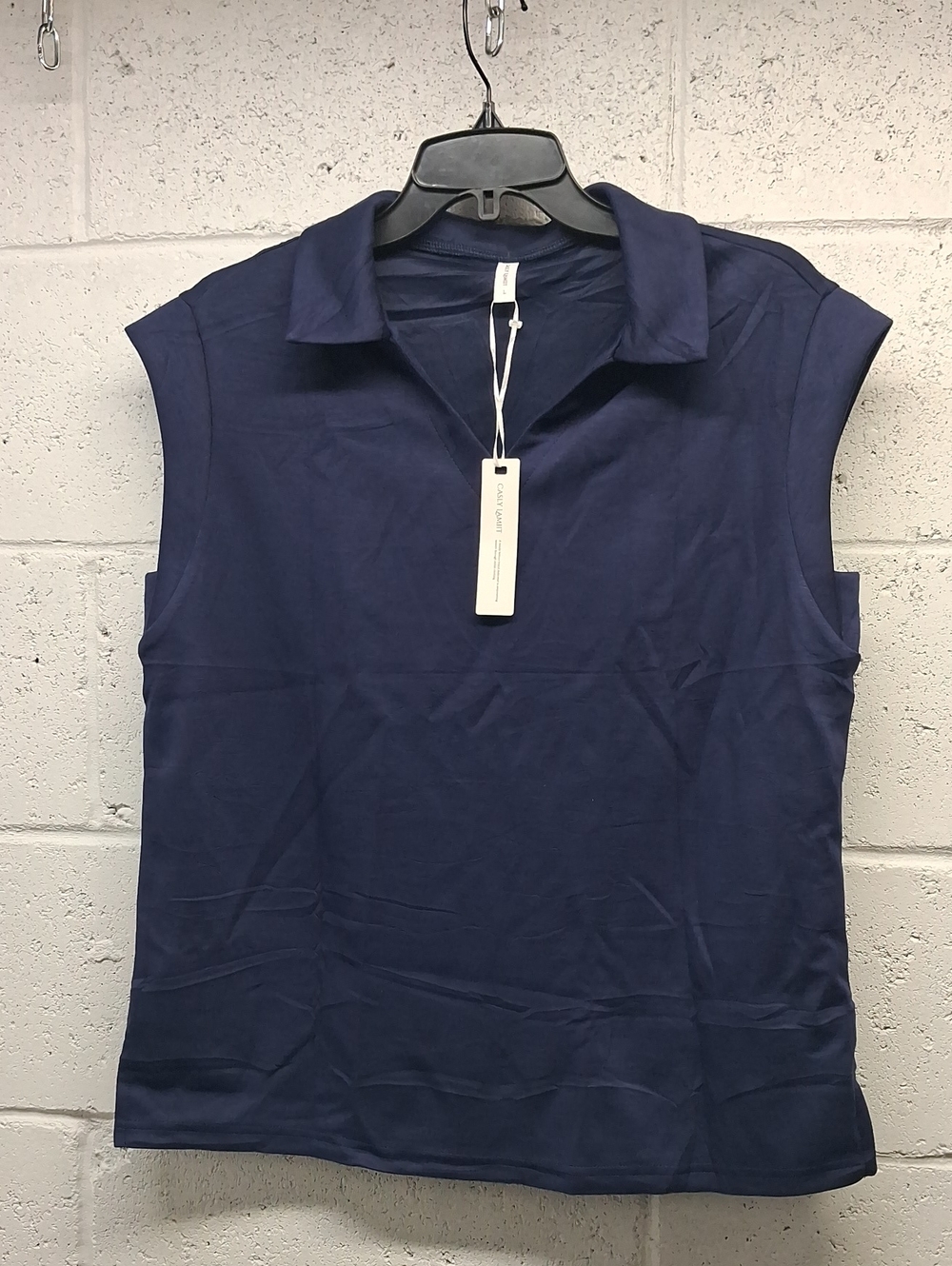 NWT Womens Casly Lamiit Sleeveless V Neck Navy Polo Top